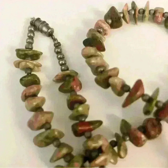 Vintage Unakite  gemstone necklace - Picture 8 of 9